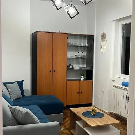 Parliament City Centre Studio Apartment Belgrade